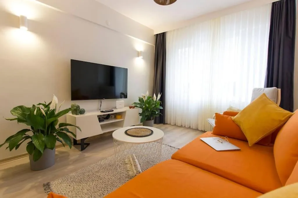 Fully Renovated 2Br Flat In Prime Location At Moda Istanbul 0*,  Turkey